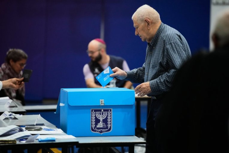Tanjug/AP Photo/Ohad Zwigenberg