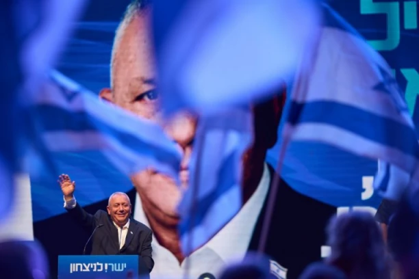 KO JE GADI AJZENKOT? Bivši izraelski general koji želi da sruši Netanjahua s vlasti