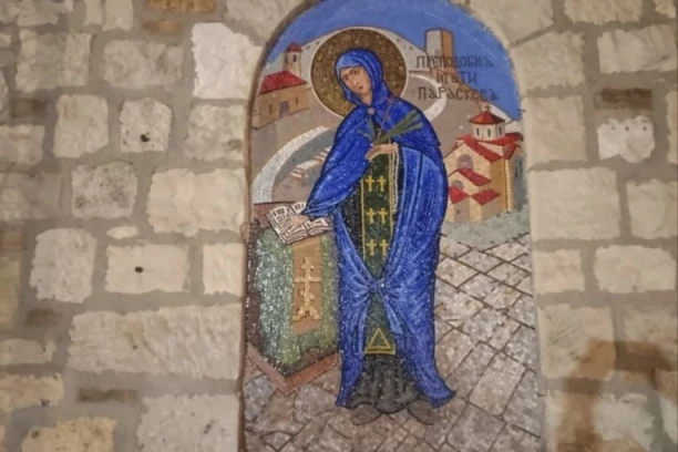 OVO JE JEDINI CRKVENI OBIČAJ KOJI BI TREBALO ISPOŠTOVATI NA SVETU PETKU! Sveštenik pozvao narod da ne pribegava sujeverju!