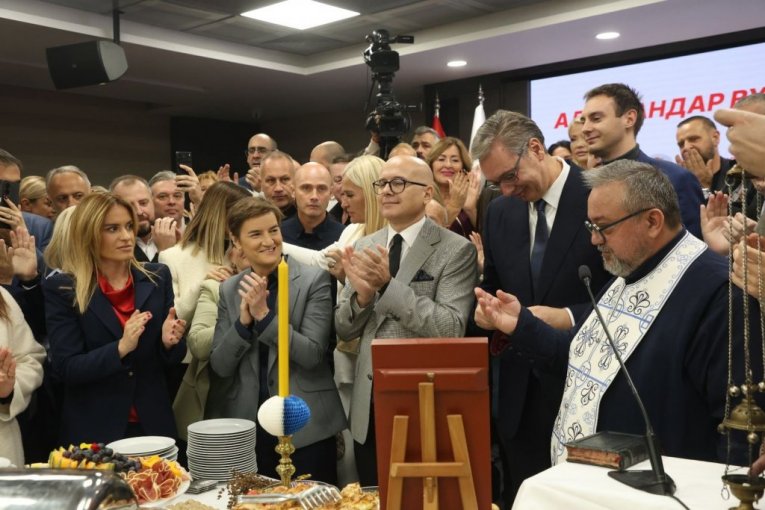 Vučić na slavi SNS