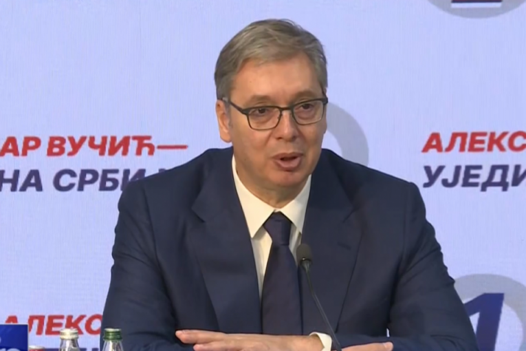 Aleksandar Vučić iz sedišta SNS