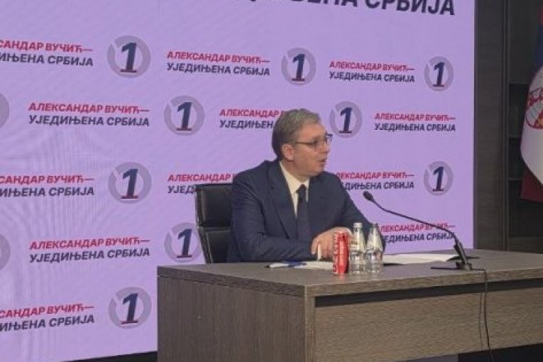 Aleksandar Vučić iz sedišta SNS