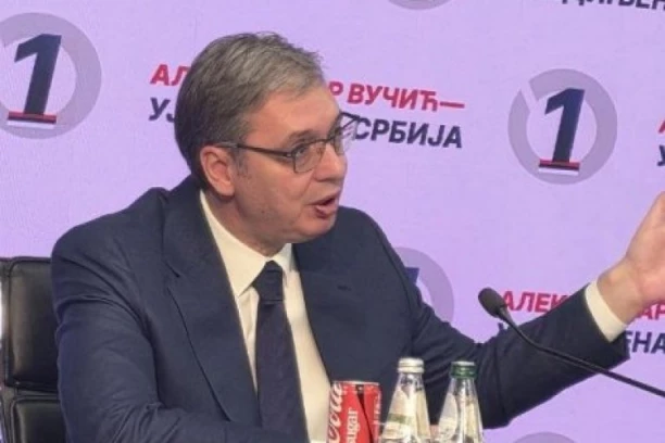 Obraća se Aleksandar Vučić iz sedišta SNS: Ovo se nije dogodilo od 1945. godine