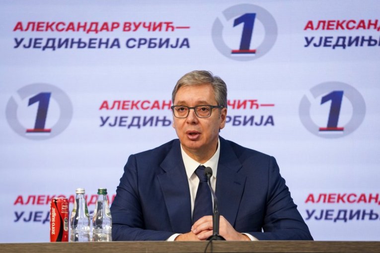 Aleksandar Vučić iz sedišta SNS