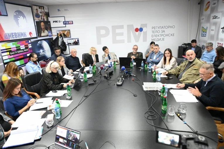 REM pokreće postupak protiv Informera i Prve