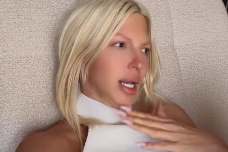 Jelena Karleuša, pevačica