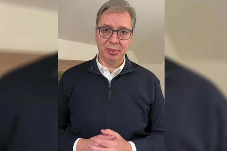"U PRVIM TEŠKIM TRENUCIMA NAJGLASNIJI SU ONI KOJI VAS NAPUŠTAJU..." Vučić se obratio saradnicima i članovima SNS: Beskrajno hvala onima koji drže do dostojanstva! (VIDEO)