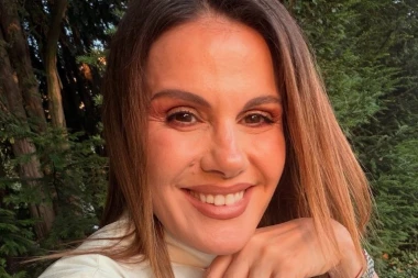 KO JE MUŽ VODITELJKE MAJE NIKOLIĆ?! Otkrivena ISTINA o njihovom braku, a evo čime se on zaista bavi! (FOTO)