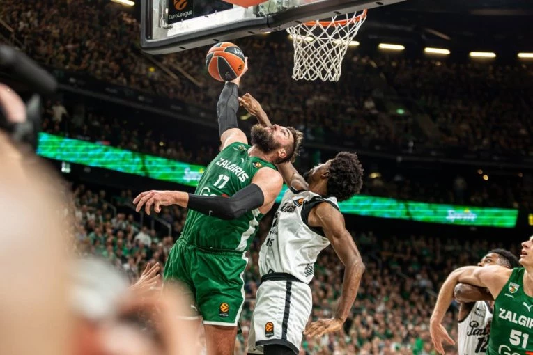 Žalgiris - Partizan: Ostalo je malo vremena, crno-beli u teškoj situaciji