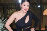ŠUŠKALO SE DA JE IZVADILA REBRA! Mina Kostić se skinula i pokazala struk, svi komentarišu OVAJ DETALJ! (FOTO, VIDEO)